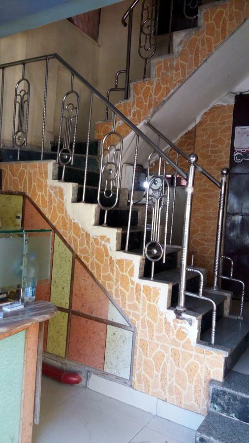Hotel Sapna Lodge Vashi Kültér fotó